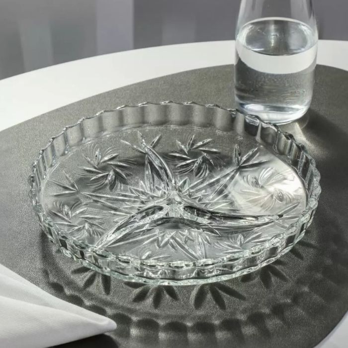 Glass 3-Section Serving Dish – 22cm Divided Snack & Appetiser Plate